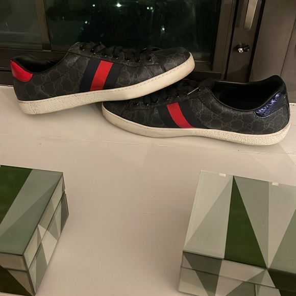 ❗️GUCCI ACE MENS❗️ - Picture 8 of 9